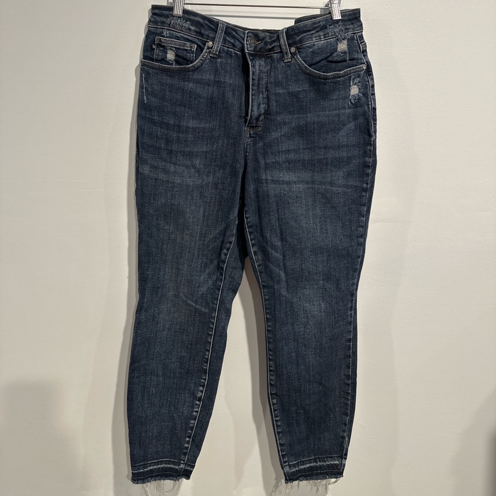 Judy Blue Women’s Plus Size 16W Dark Wash Stretch Skinny Ankle Jeans Frayed Hem